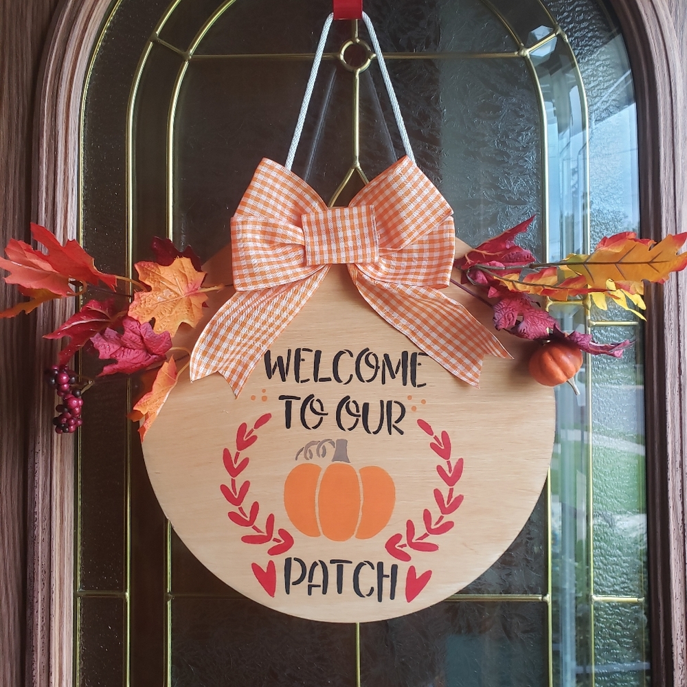 Round wood sign